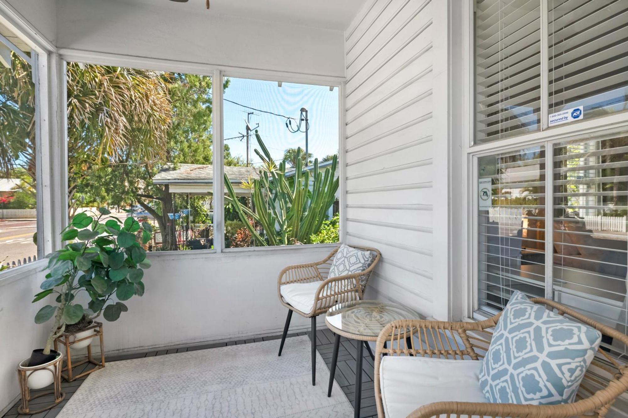 Updated 1 Bedroom Home - Steps To 7Th Ave Tampa Exterior foto
